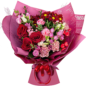 Red rose 50 cm - 5, Pink carnation - 5, Pink spray carnation - 3, Bright pink spray rose mix, 50 cm - 7, Pink Lisianthus (Eustoma) - 4, Bacardi Red Spray Chrysanthemum - 4, Hypericum, Dried flowers decor, Decorative element small, Wrapping Paper
