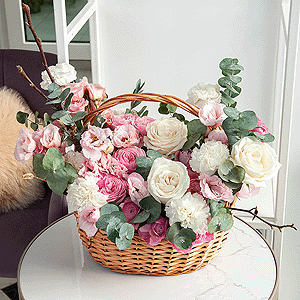 Spray peony rose Misty Bubbles, 50 cm - 3, Pink Lisianthus (Eustoma) - 4, Carnation white, cream - 15, White rose 50 cm Ecuador - 7, Small Basket, Eucalyptus, Artificial branch, Oasis