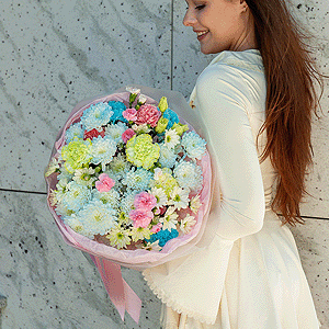 Chrysanthemum spray Baltica painted blue - 4, Pink carnation - 6, Carnation white, cream - 10, Bacardi Yellow Spray Chrysanthemum - 4, Pink spray carnation - 9, Limonium (1 pc.), Wrapping Paper