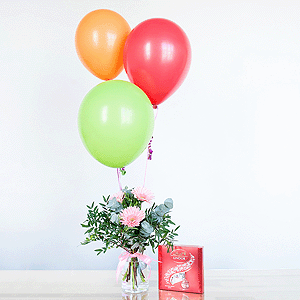 Gift set "Gerberas, sweets and balloons" with delivery Astrakhan