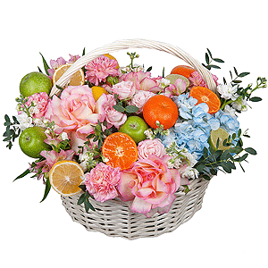 Rose Esperance - 3, Pink carnation - 11, Blue/purple hydrangea - 1, Alstromeria white, soft pink - 3, Peony sprayrose - 2, White Matthiola - 3, Large Basket, Oasis, Eucalyptus, Apple, 1 pc., Tangerine, 1 pc., Lemon, 1 pc., Wooden skewer, Film