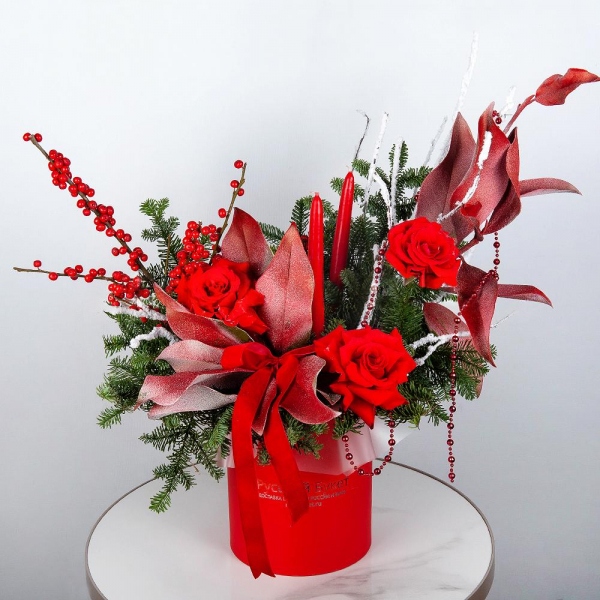 Rose Red 50 cm Ecuador - 5, Round flower box small , Oasis, Salal, Spruce branches (1pc.), Christmas decor (set), Candle, Artificial branch, Ribbon, Ilex