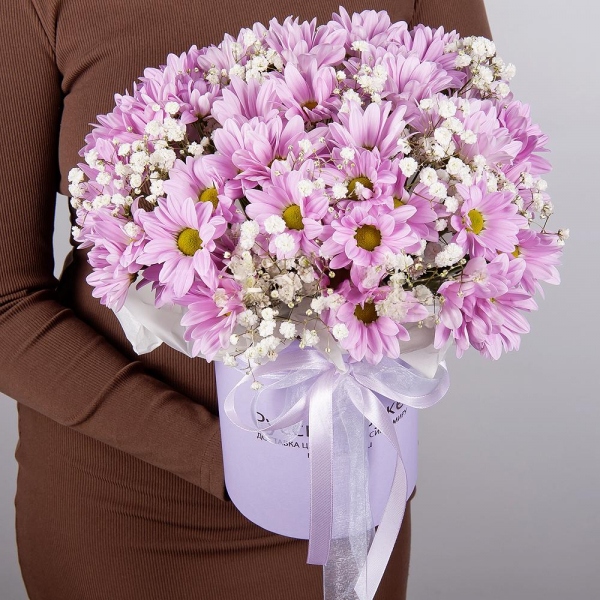 Bacardi Pink Spray Chrysanthemum - 5, Gypsophila - 6, Round flower box small , Oasis, Wrapping Paper