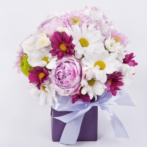 Athos poms Stallion - 2, Bacardi White Spray Chrysanthemum - 1, Spray peony rose Lavander, 50 cm - 1, Bacardi Pink Spray Chrysanthemum - 1, Baltica Pink Spray Chrysanthemum - 2, Oasis, Wrapping Paper, Ribbon