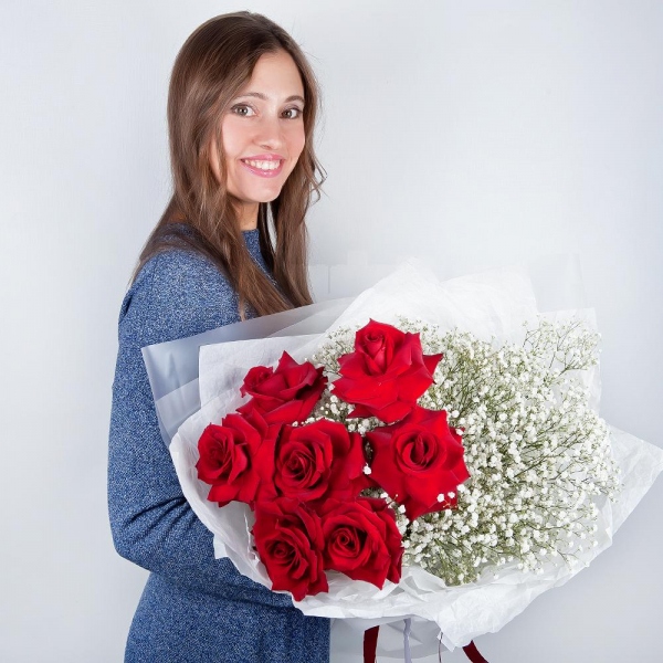 Rose Red 50 cm Ecuador - 9, Gypsophila - 5, Wrapping Paper, Ribbon