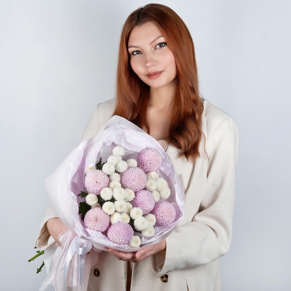 Momoko Chrysanthemum - 9, Newton White Spray Chrysanthemum - 5, Wrapping Paper