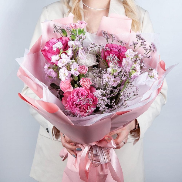 Peony rose Kahala 50 cm - 7, Baltica White Spray Chrysanthemum - 1, Matthiola Lilac - 3, Pink spray carnation - 6, Limonium (1 pc.), Wrapping Paper