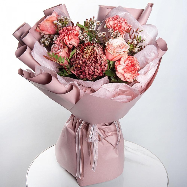 Chrysanthemum Bigoudi purple - 1, Peony rose Kahala 50 cm - 3, Orange carnation - 7, Waxflower (1 pc.), Pistachio, Wrapping Paper