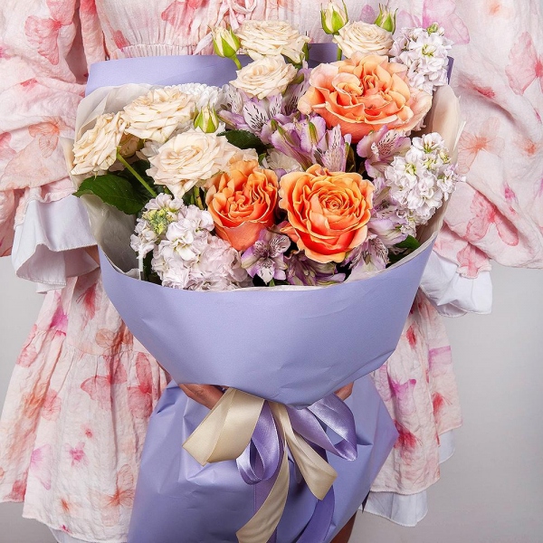Pink-orange rose Phoenix 50 cm - 3, Spray rose: white, cream, light pink 50 cm - 2, Alstromeria lilac, purple - 7, Matthiola Lilac - 3, Baltica White Spray Chrysanthemum - 1, Wrapping Paper