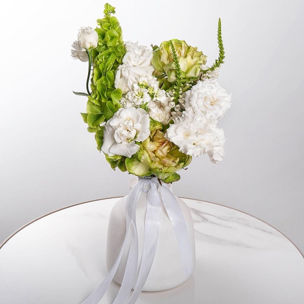 Rose Veggie 50 cm - 5, lisianthus - 3, White Matthiola - 2, Carnation white, cream - 10, Veronica spray, Moluccella, Ribbon
