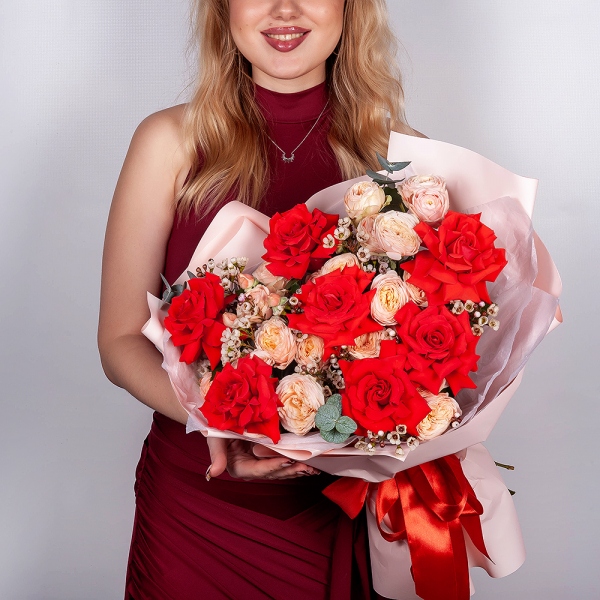 Red rose Nina 50 cm - 11, Spray rose: white, cream, light pink 50 cm - 9, Waxflower (1 pc.), Wrapping Paper, Eucalyptus