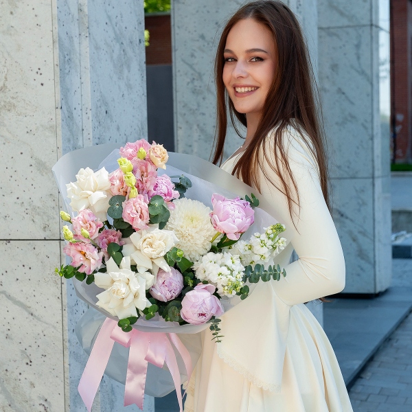 Magnum White Chrysanthemum - 1, White rose 50 cm Ecuador - 9, Peony pink - 4, Pink Lisianthus (Eustoma) - 3, White Matthiola - 3, Eucalyptus populus (1 pc.), Wrapping Paper