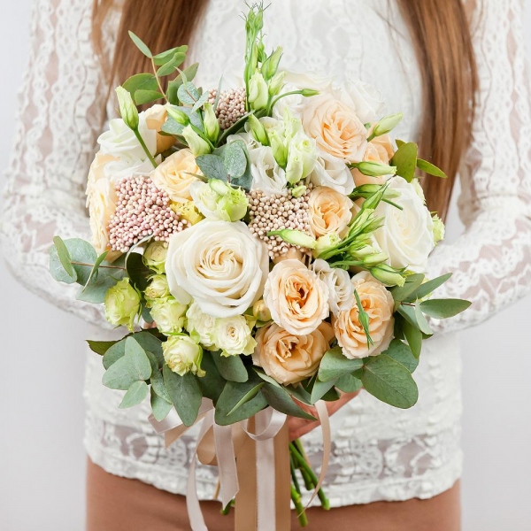 Spray rose: white, cream, light pink 50 cm - 9, White rose 50 cm - 5, lisianthus - 4, Ozotamnus, Eucalyptus Cinerea, Ribbon