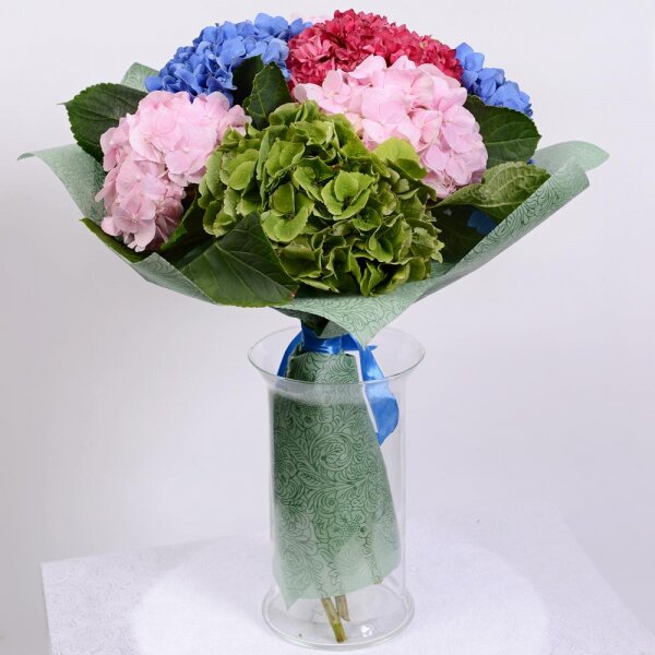 Blue/purple hydrangea - 3, Green Hydrangea - 2, Pink Hydrangea - 6, Wrapping Paper