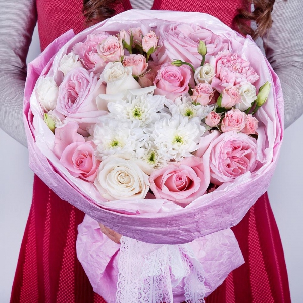 Pink rose 50 cm - 4, White rose 50 cm - 3, Baltica White Spray Chrysanthemum - 2, Peony rose pink 'OHara' - 3, Bright pink spray rose mix, 50 cm - 4, Pink carnation - 3, lisianthus - 2, Wrapping Paper