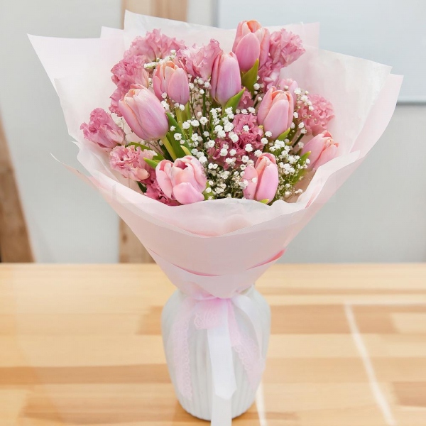 Pink Lisianthus (Eustoma) - 3, Gypsophila - 2, Pink tulip - 12, Wrapping Paper