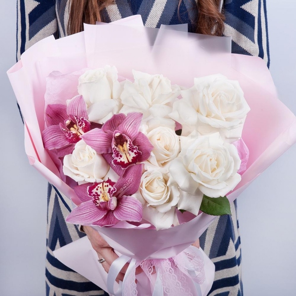 Pink Cymbidium Orchid Bud - 5, White rose 50 cm Ecuador - 11, Flask for orchids, Wrapping Paper