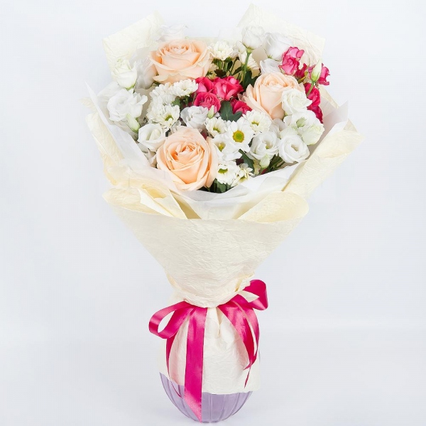 Rose Cream 50 cm - 5, Bright pink spray rose mix, 50 cm - 2, Santini White Spray Chrysanthemum - 4, lisianthus - 3, Wrapping Paper