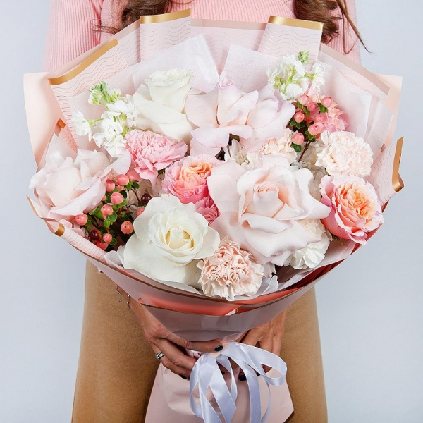 Rose Pink 50 cm Ecuador (Chelo, Hermosa, Novia, Titanik, Engagement, Pink Mondiale) - 3, White rose 50 cm Ecuador - 2, Peony rose Kahala 50 cm - 4, Pink carnation - 4, White Matthiola - 3, Baltica White Spray Chrysanthemum - 2, Carnation white, cream - 3, Hypericum, Wrapping Paper, Ribbon