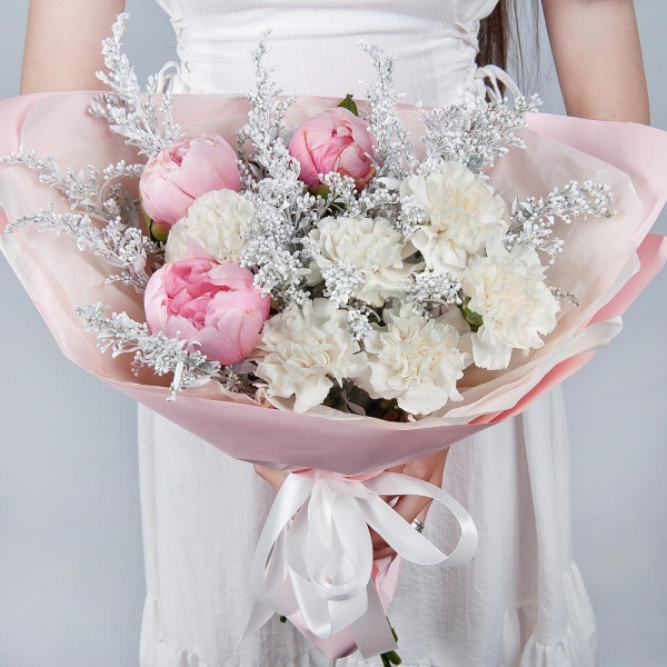Peony pink - 4, Carnation white, cream - 8, Solidago (1 pc.), Wrapping Paper