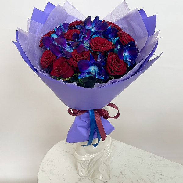 Red rose 50 cm - 11, Orchid Dendrobium - 13, Flask for orchids, Wrapping Paper