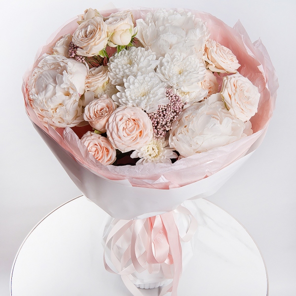 Peony white - 3, Baltica White Spray Chrysanthemum - 2, Peony sprayrose - 4, Ozotamnus, Wrapping Paper