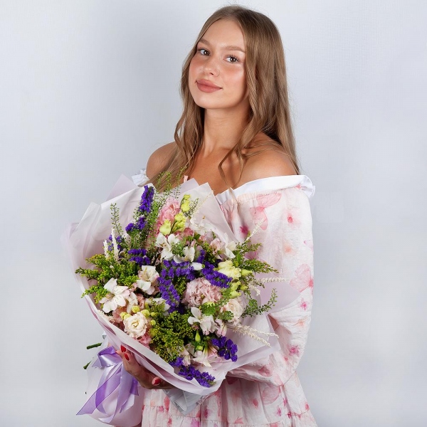 Pink Lisianthus (Eustoma) - 3, Alstromeria white, soft pink - 10, Blue Statice, Solidago (1 pc.), Green bell (1 pc.), Dried flowers in assortment, Wrapping Paper