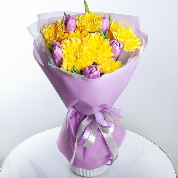 Baltica Yellow Spray Chrysanthemum - 2, Lilac tulip - 9, Wrapping Paper