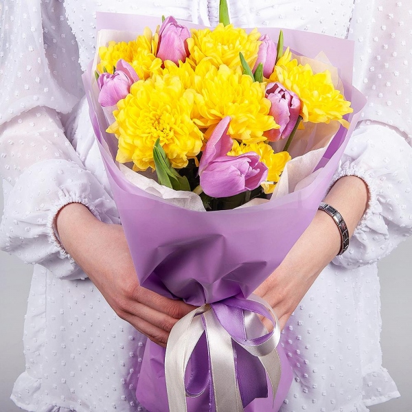 Baltica Yellow Spray Chrysanthemum - 2, Lilac tulip - 9, Wrapping Paper