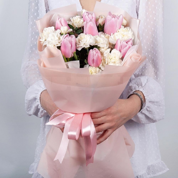 Pink tulip - 15, White spray carnation - 6, Pistachio, Wrapping Paper