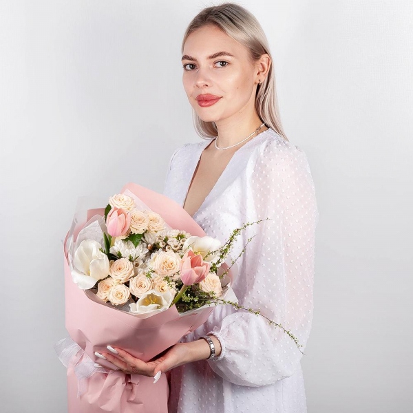 Tulip white - 4, Spray rose: white, cream, light pink 50 cm - 3, Baltica White Spray Chrysanthemum - 1, Pink tulip - 3, Artificial branch, Waxflower (1 pc.), Wrapping Paper